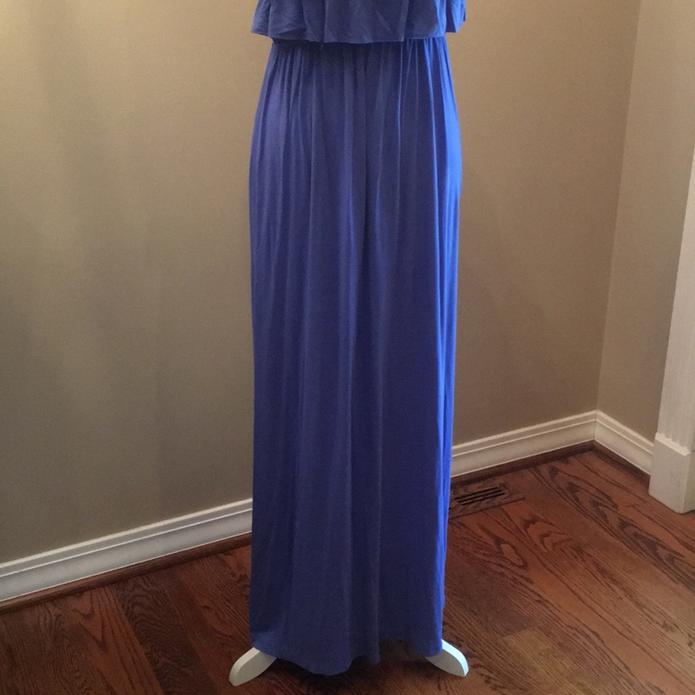 ✨✨Beautiful Shade of Blue Maxi Dress - Picture 4 of 8